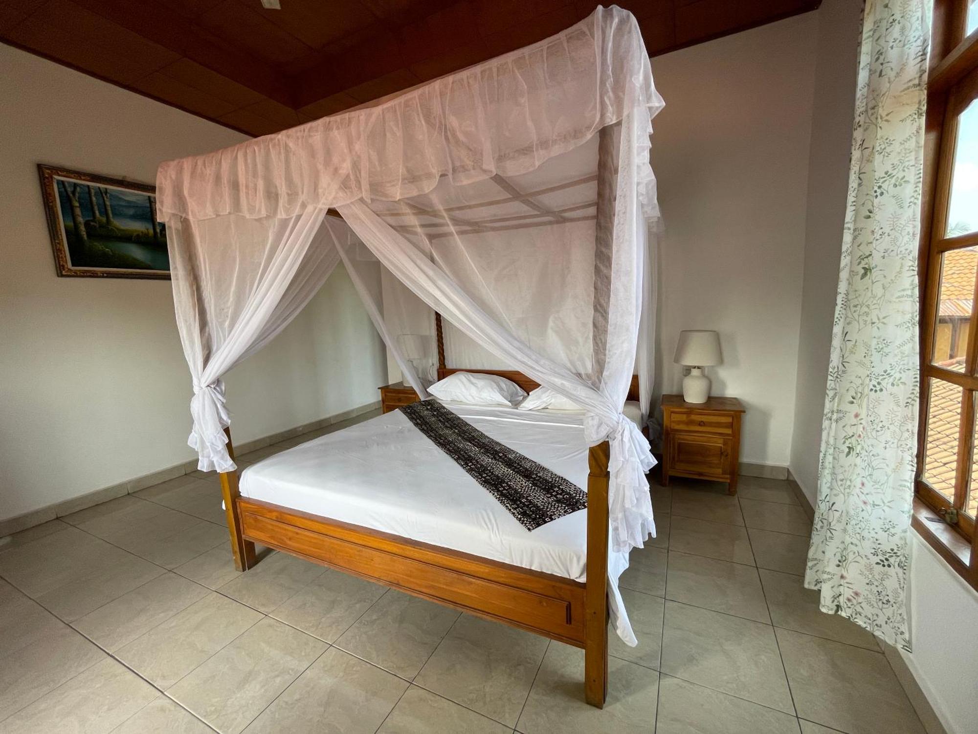 Kubu Elsa Bali Hotel Lovina  Luaran gambar