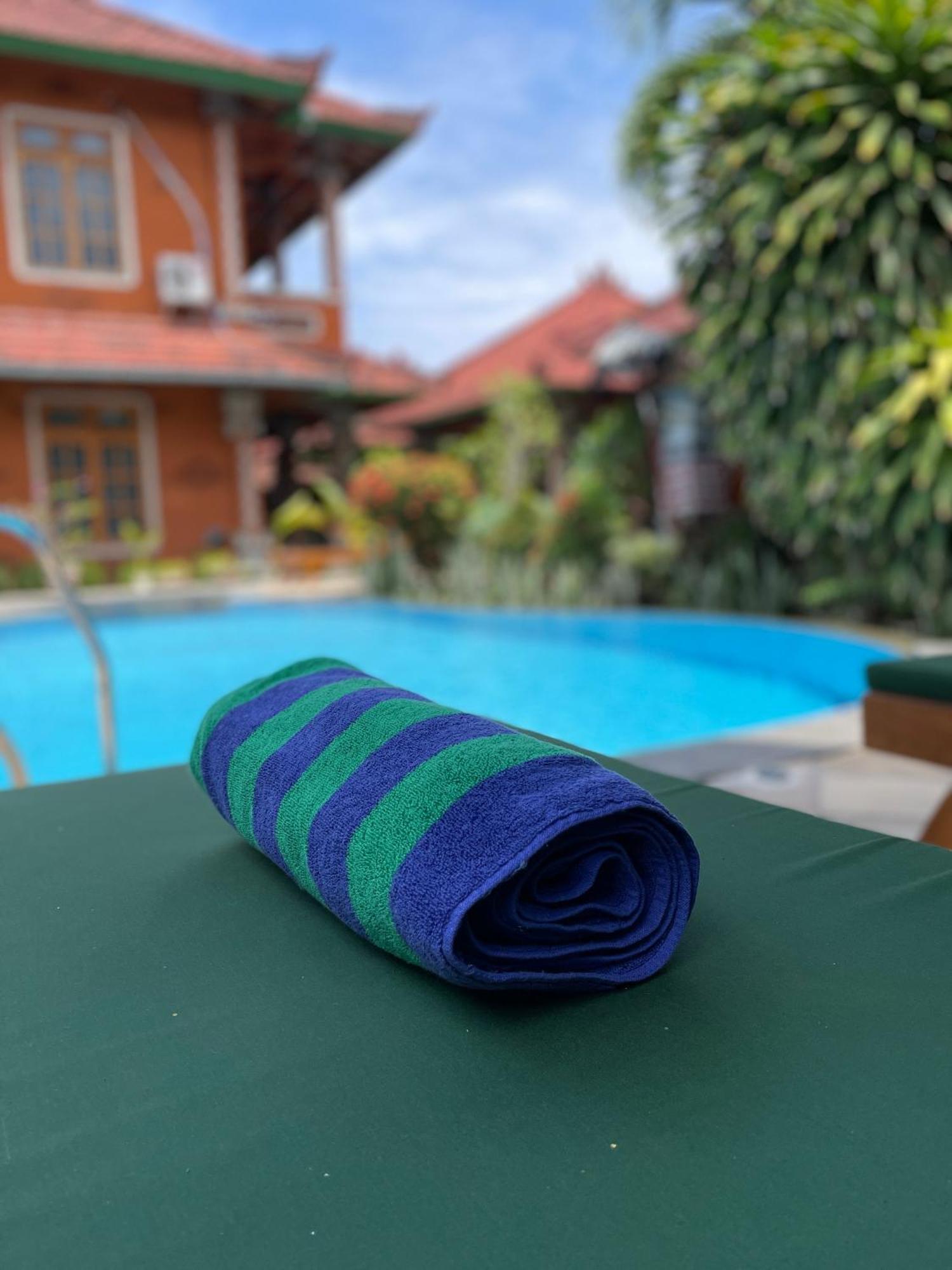 Kubu Elsa Bali Hotel Lovina  Luaran gambar