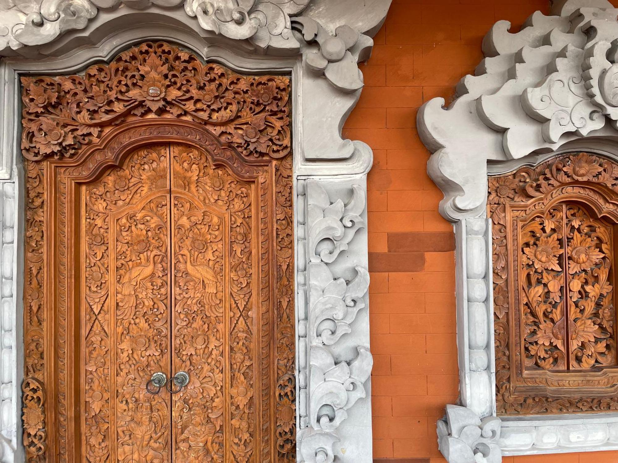 Kubu Elsa Bali Hotel Lovina  Bilik gambar
