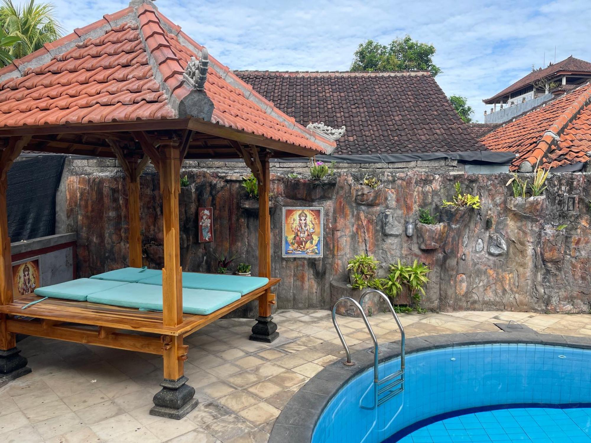 Kubu Elsa Bali Hotel Lovina  Luaran gambar